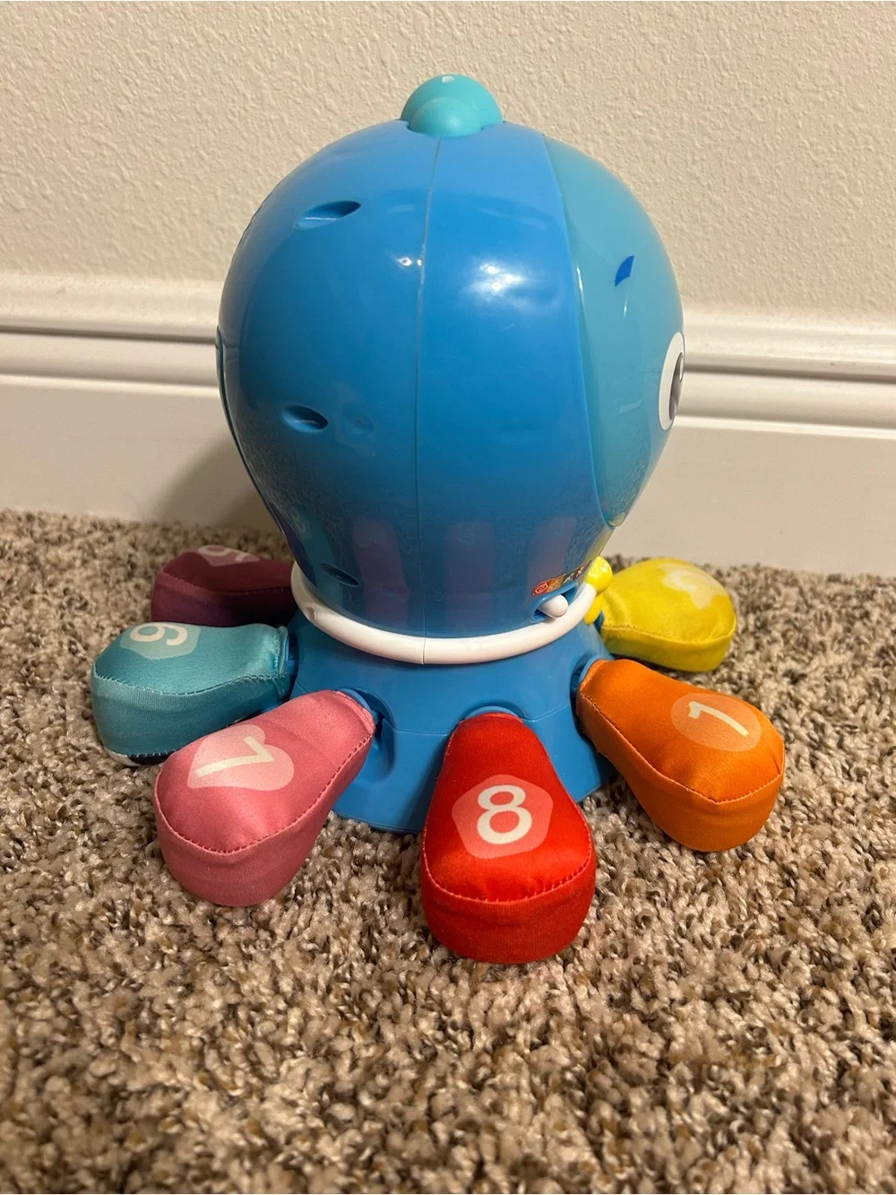 Baby Einstein Ocean Explorer - Blue Octopus Crawl and Chase